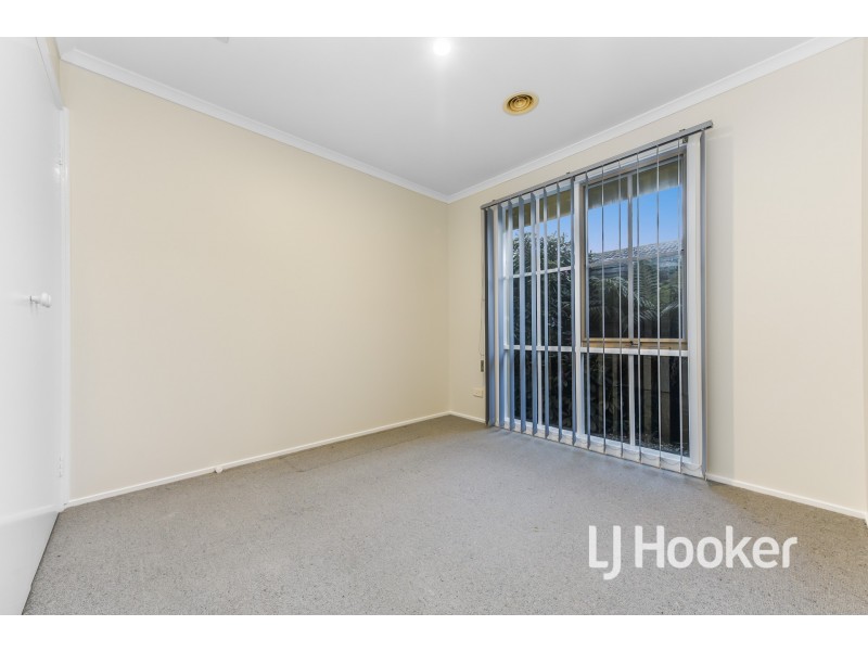 50 Parman Avenue, Pakenham VIC 3810