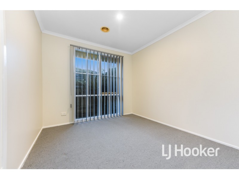 50 Parman Avenue, Pakenham VIC 3810