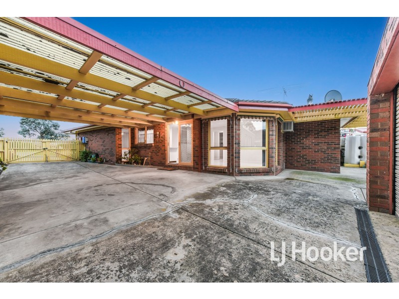 50 Parman Avenue, Pakenham VIC 3810