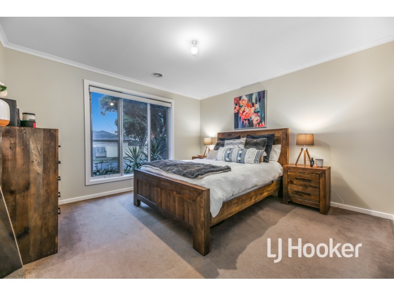 1 Atkins Road, Pakenham VIC 3810