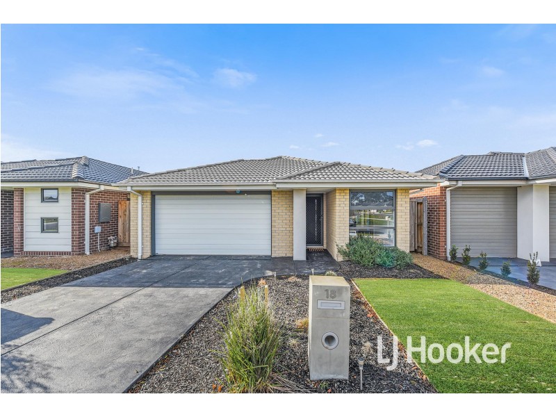 18 Dodson Road, Officer VIC 3809