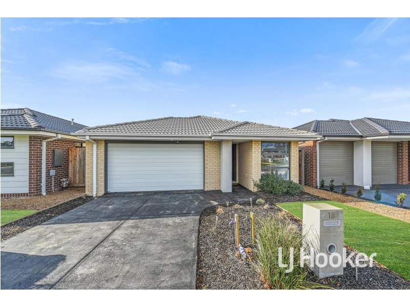18 Dodson Road, Officer VIC 3809