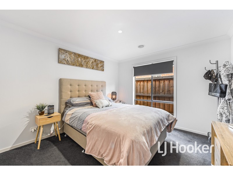 18 Dodson Road, Officer VIC 3809