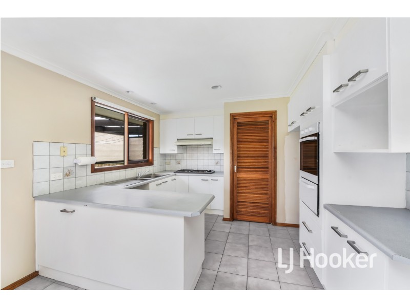 7 Greaves Court, Pakenham VIC 3810