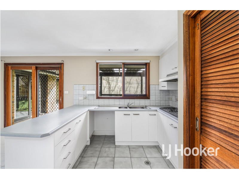 7 Greaves Court, Pakenham VIC 3810