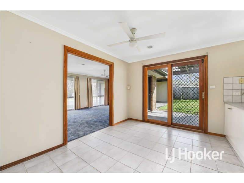 7 Greaves Court, Pakenham VIC 3810
