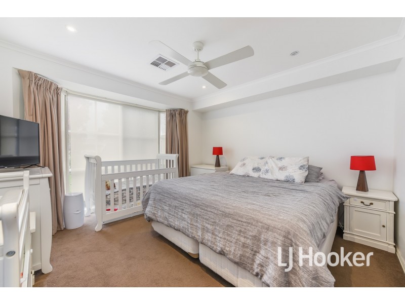 2 Anita Place, Pakenham VIC 3810