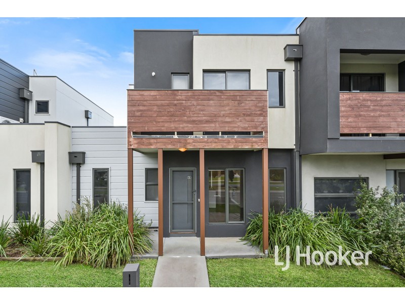 48 Bridge Road, Officer VIC 3809