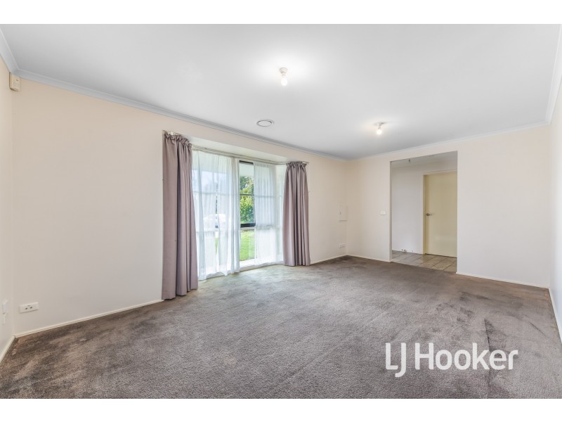 11 Isaac Court, Pakenham VIC 3810