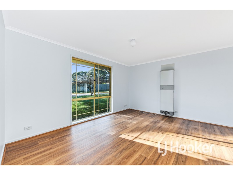 31 Meeking Drive, Pakenham VIC 3810