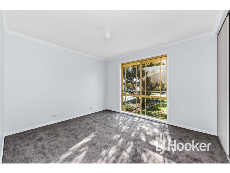 31 Meeking Drive, Pakenham VIC 3810