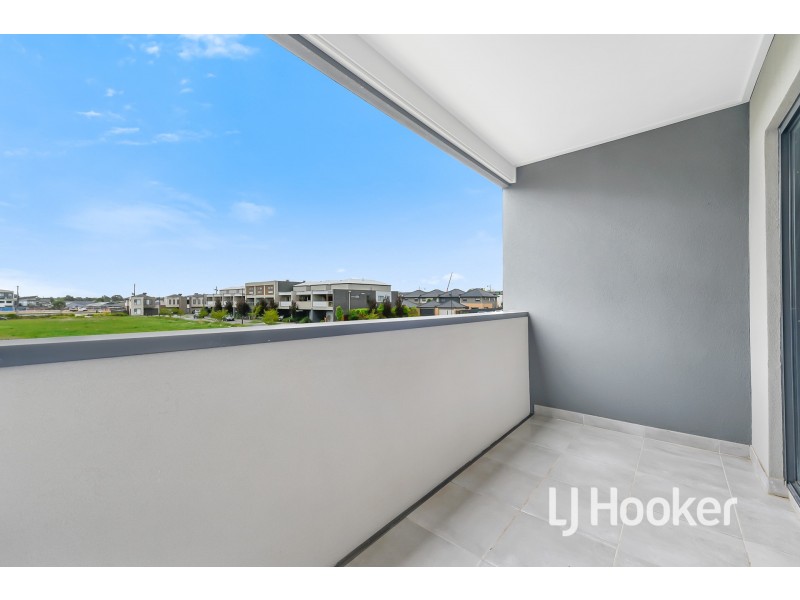 10 Rubus Way, Pakenham VIC 3810