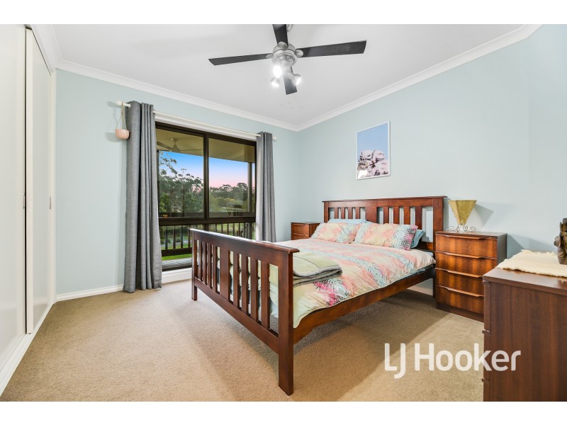 24 Settlers Rise, Drouin VIC 3818