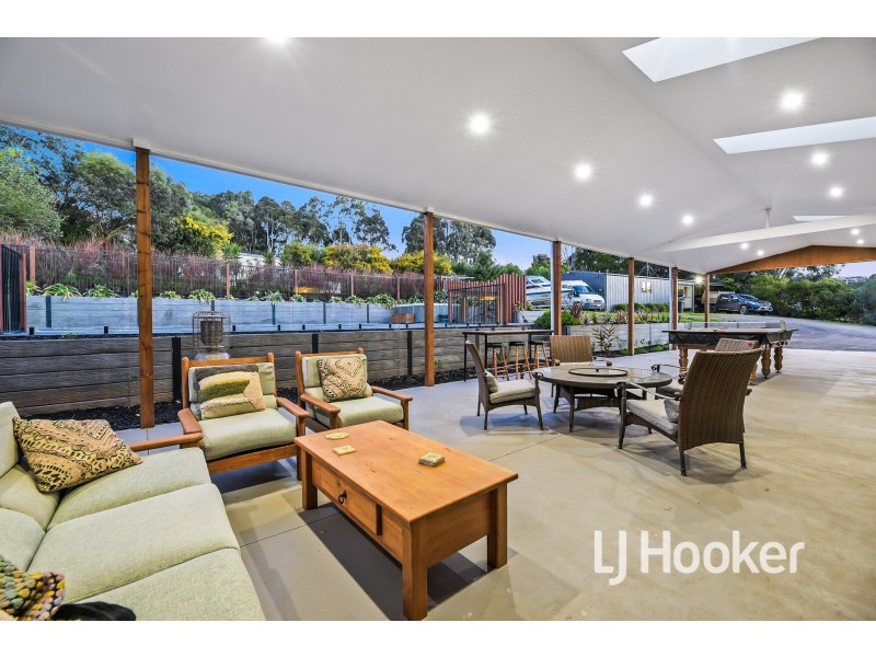 24 Settlers Rise, Drouin VIC 3818