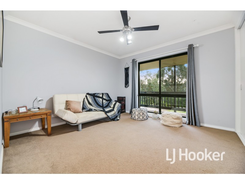 24 Settlers Rise, Drouin VIC 3818