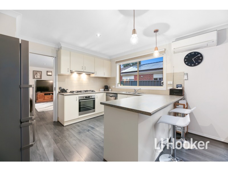17 Elderberry Way, Pakenham VIC 3810