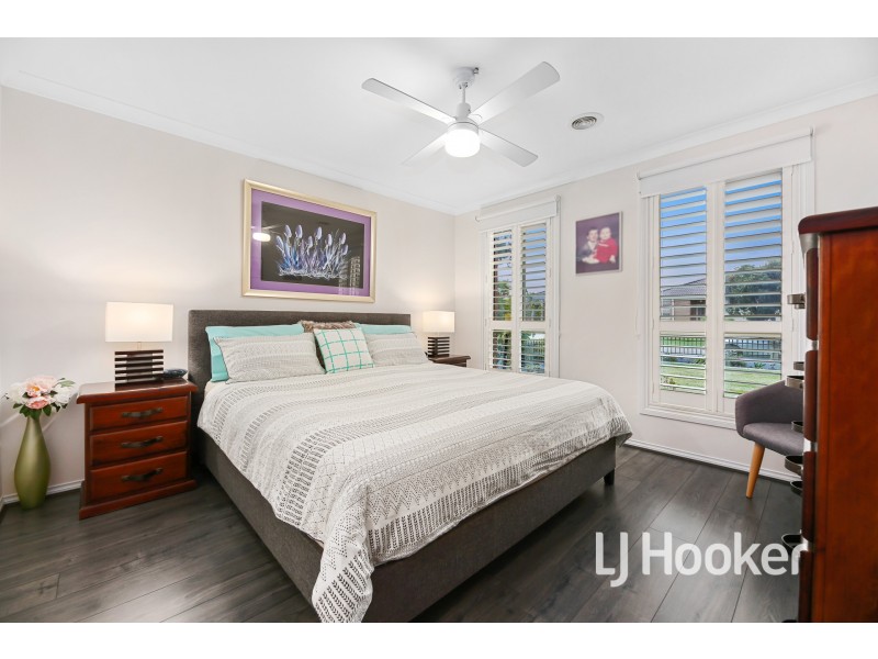 17 Elderberry Way, Pakenham VIC 3810