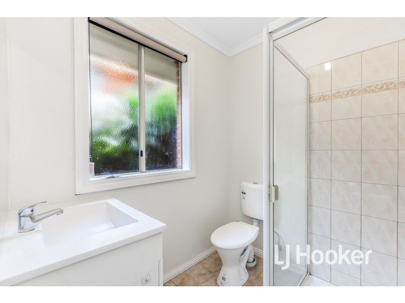 40 Ebony Drive, Pakenham VIC 3810