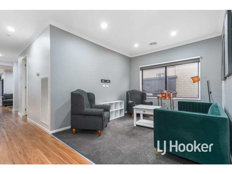 65 Kaduna Drive, Officer South VIC 3809