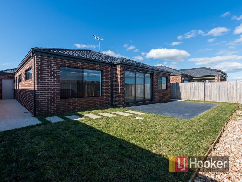 20 Denton Drive, Officer VIC 3809