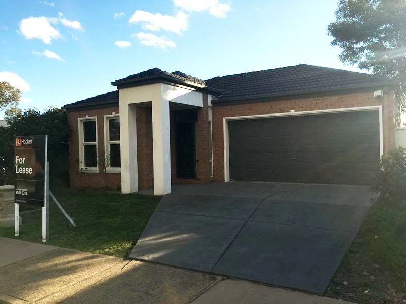 6 Tyrell Place, Pakenham VIC 3810