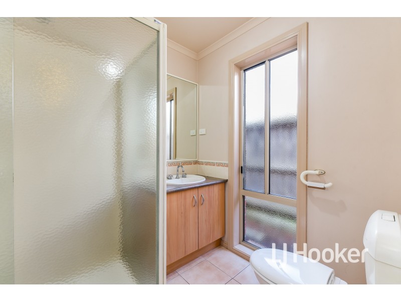 25 Catherine Place, Pakenham VIC 3810