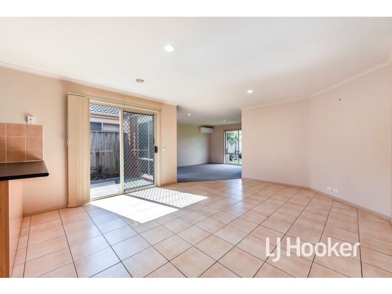 25 Catherine Place, Pakenham VIC 3810