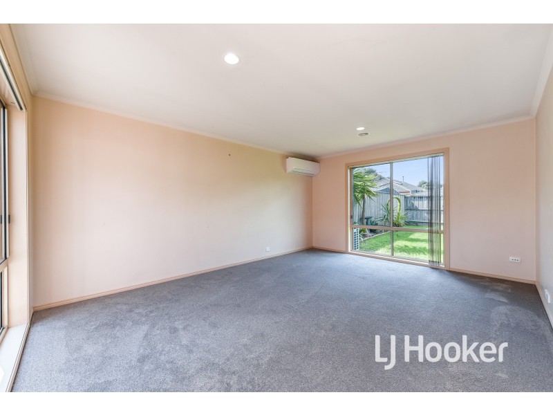 25 Catherine Place, Pakenham VIC 3810