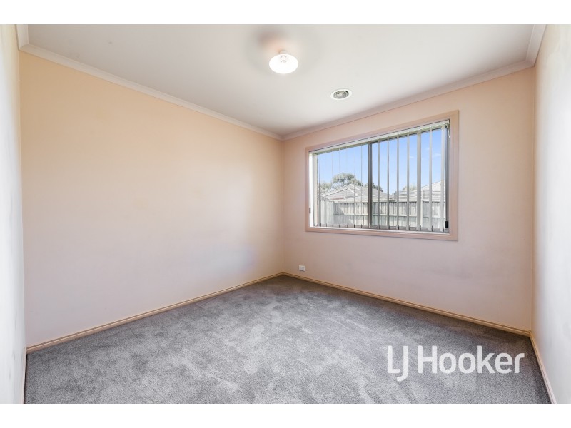25 Catherine Place, Pakenham VIC 3810