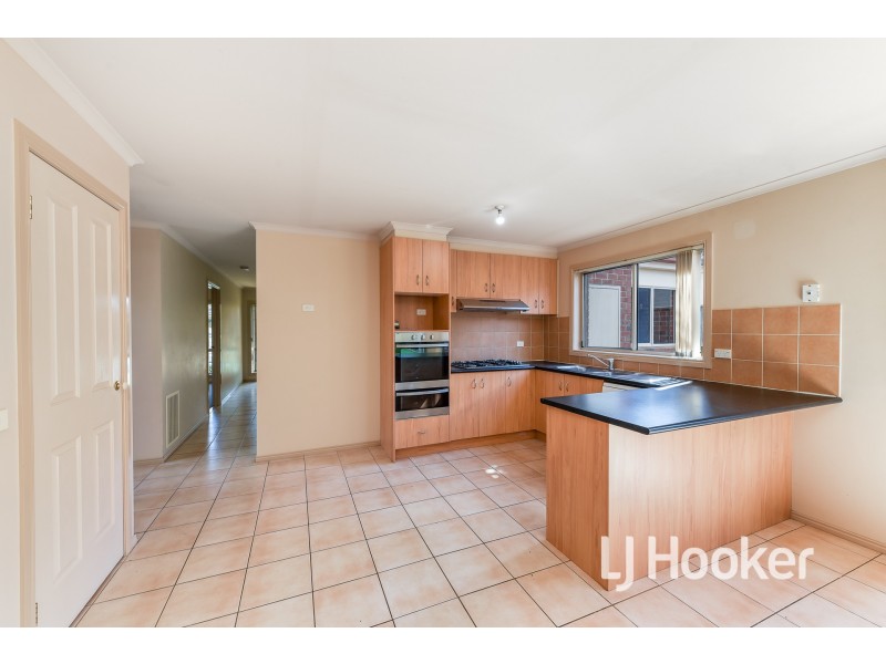 25 Catherine Place, Pakenham VIC 3810
