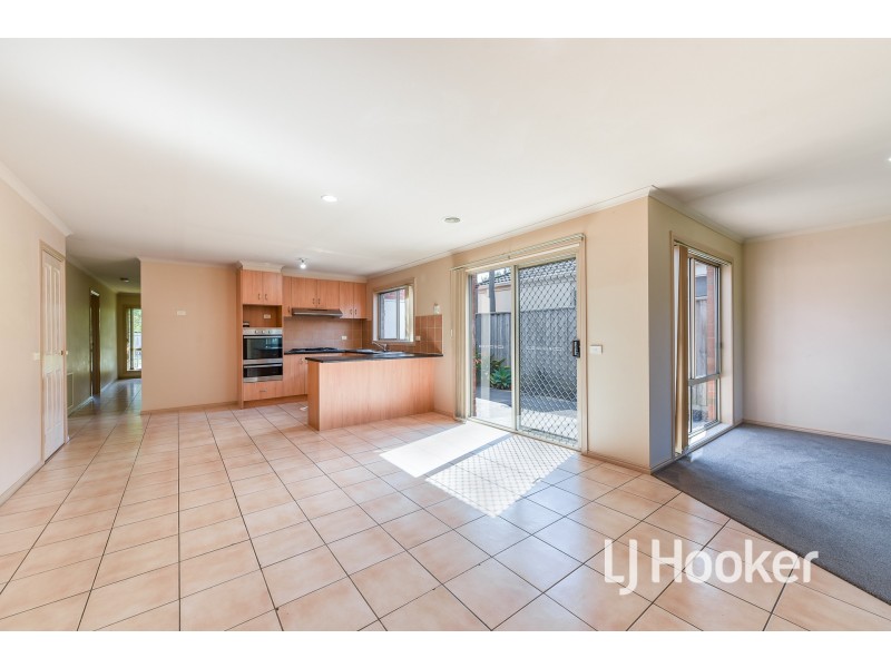 25 Catherine Place, Pakenham VIC 3810
