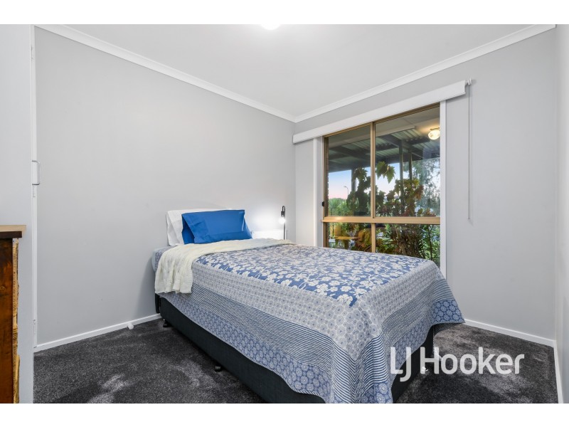 1 Bluegrass Crescent, Pakenham VIC 3810