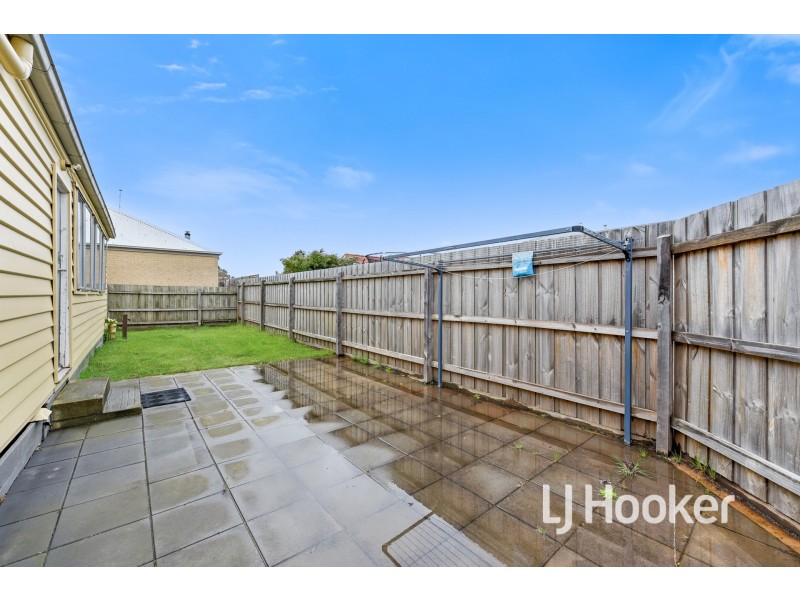 1/376 Rossiter Road, Koo Wee Rup VIC 3981