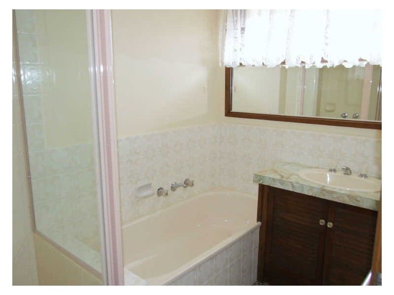 2/7-9 King Street, Pakenham VIC 3810