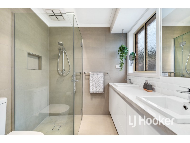 7 Dudley Mews, Pakenham VIC 3810