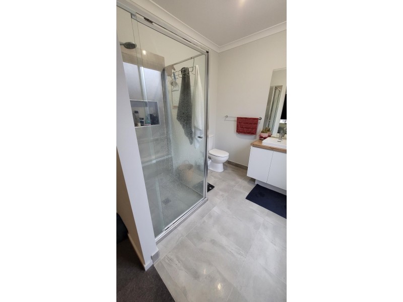 11 Zermatt Loop, Pakenham VIC 3810