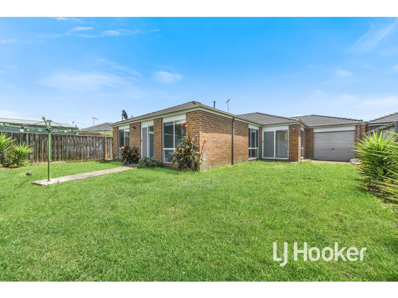12 Olivia Court, Pakenham VIC 3810