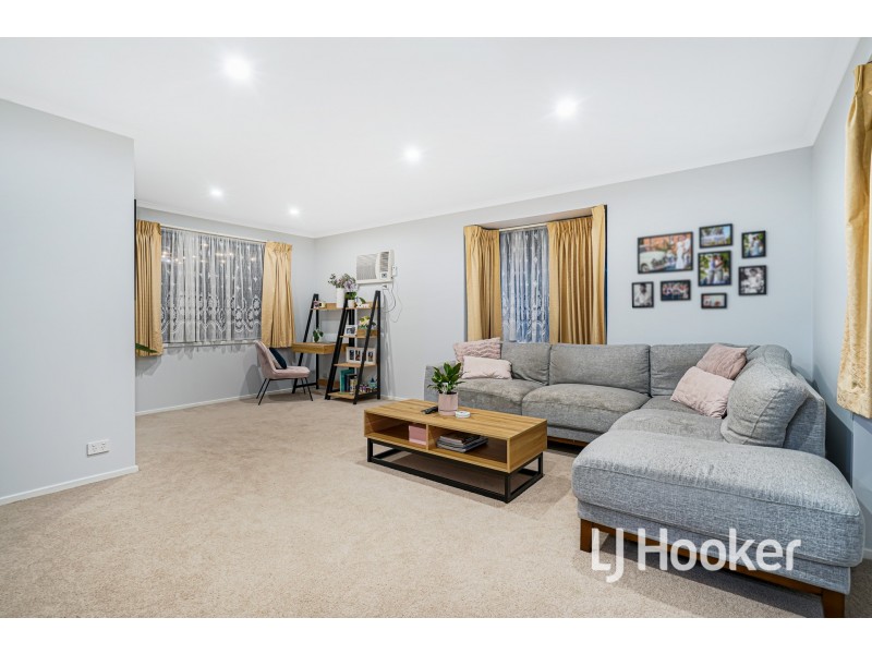 7 Rae Court, Pakenham VIC 3810