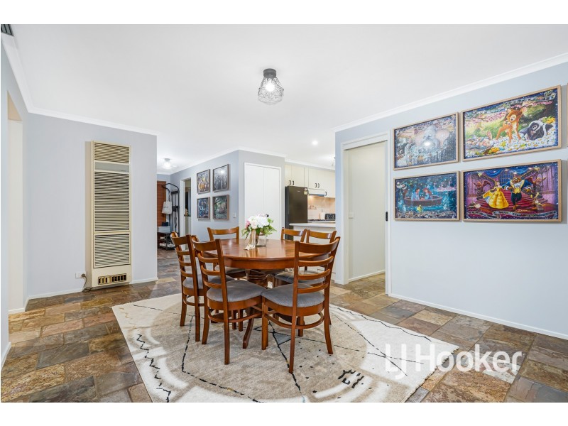 7 Rae Court, Pakenham VIC 3810