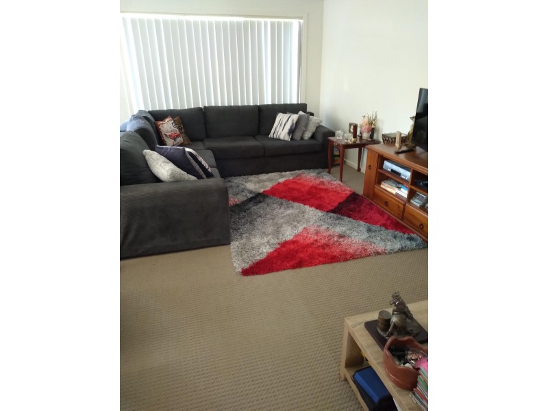 15 Shakespeare Court, Drouin VIC 3818