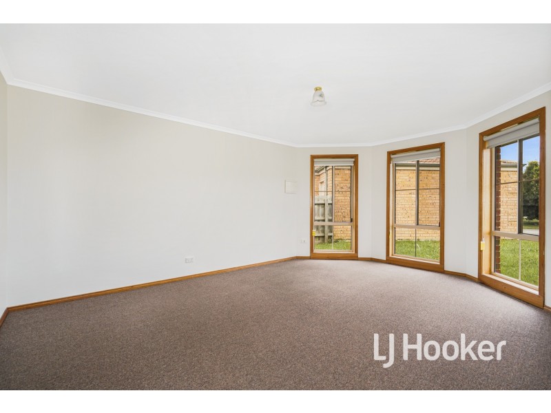 6 Capri Court, Pakenham VIC 3810