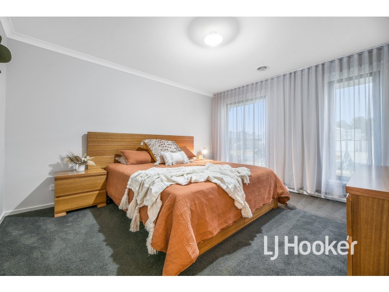 21 Camelia Drive, Bunyip VIC 3815