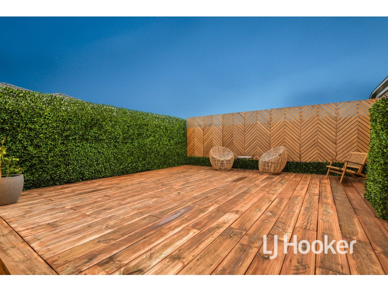 21 Camelia Drive, Bunyip VIC 3815