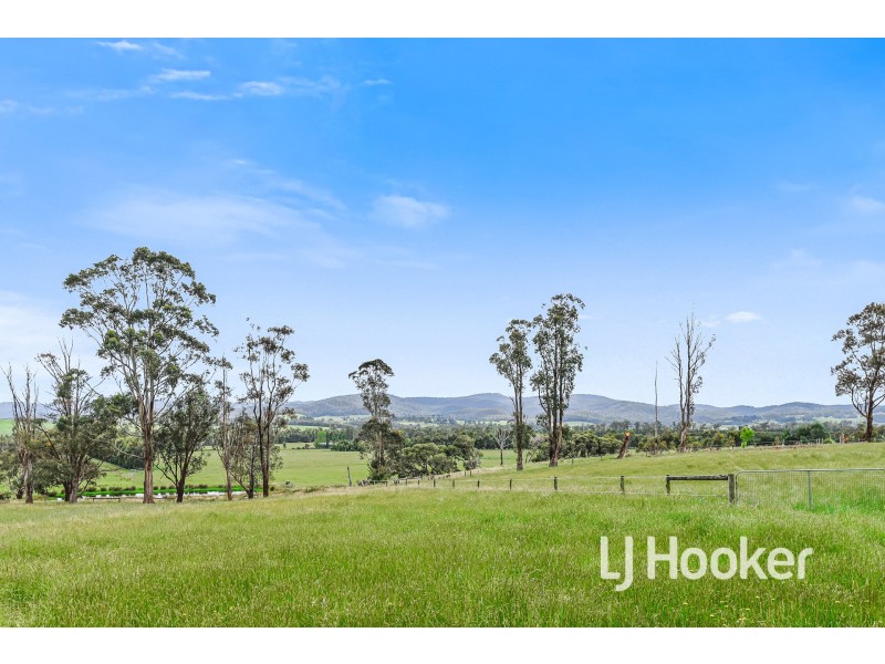 315 Fisher Road, Drouin West VIC 3818