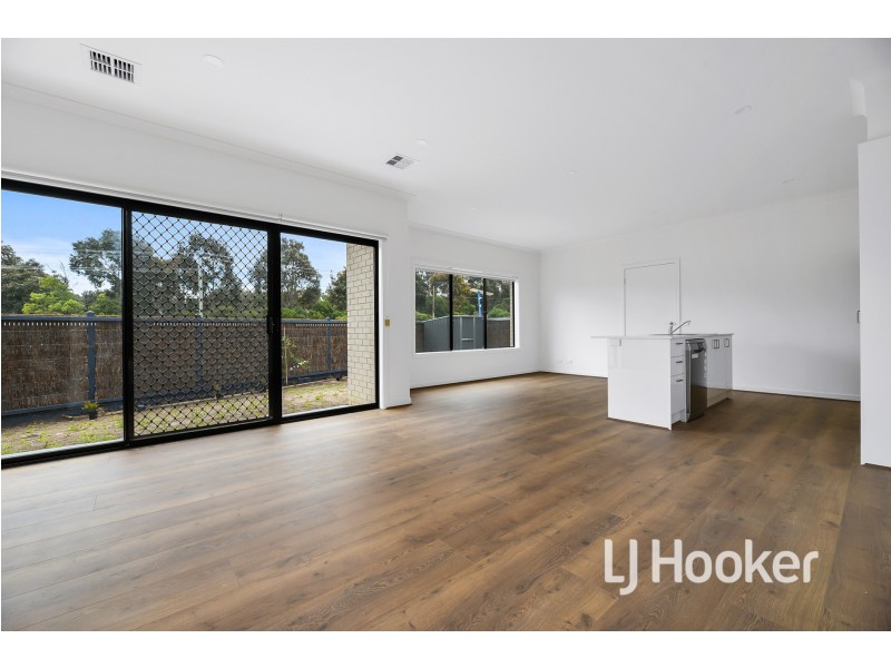 247 Princes Highway, Officer VIC 3809
