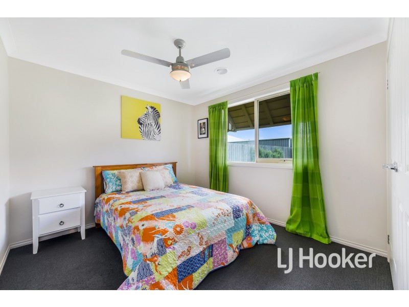 14 Emerald Crescent, Koo Wee Rup VIC 3981