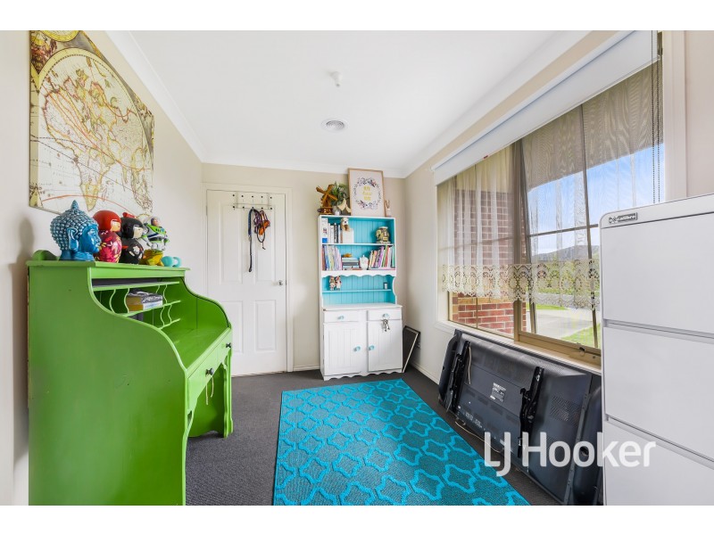 14 Emerald Crescent, Koo Wee Rup VIC 3981