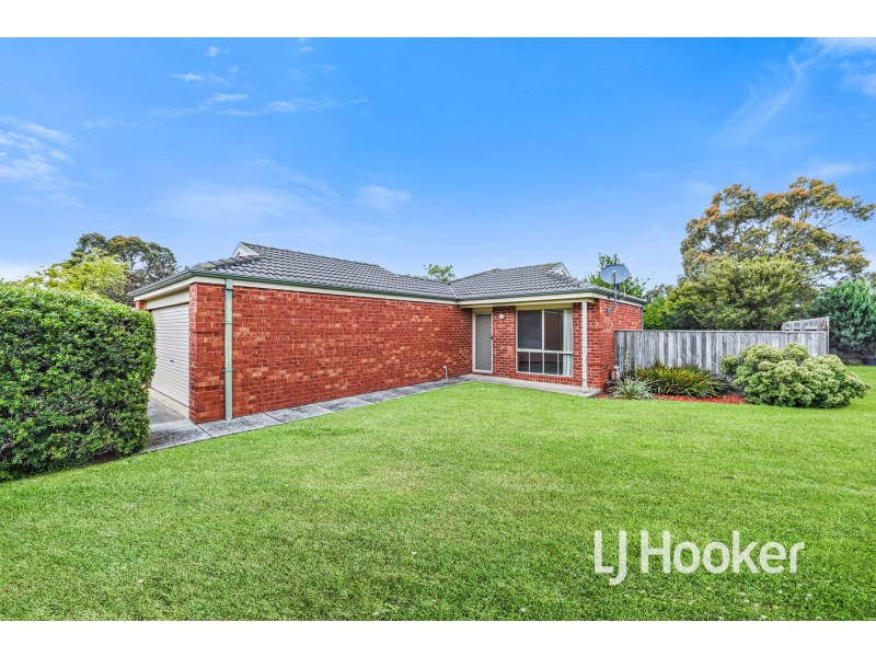 7 Stella Place, Pakenham VIC 3810