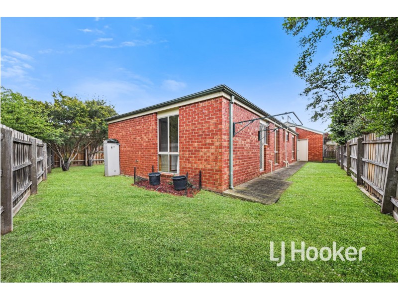 7 Stella Place, Pakenham VIC 3810