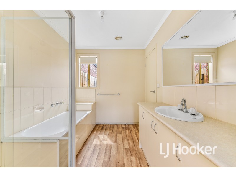 19 Red Cherry Court, Pakenham VIC 3810